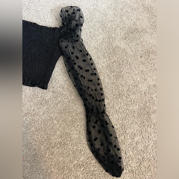Black Long Sleeve Polka Dot Size Small - Picture 4 of 8